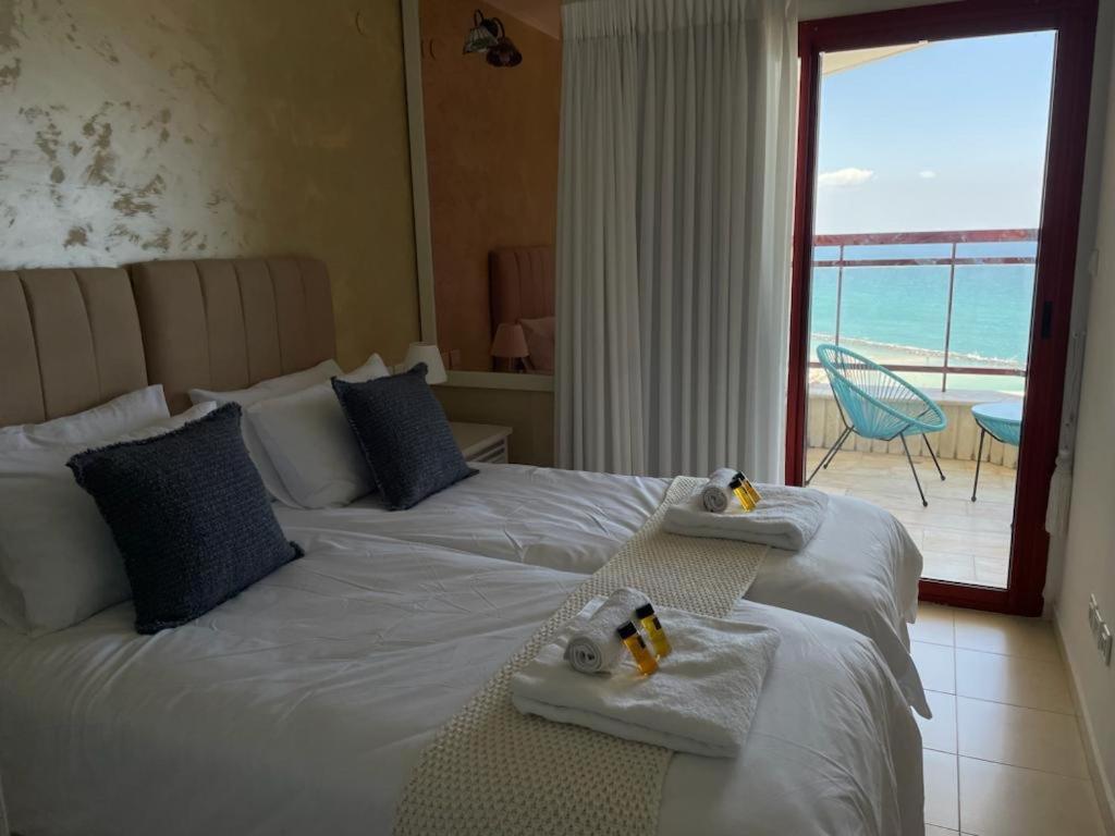 Sea-Front Apartment 内坦亚 外观 照片