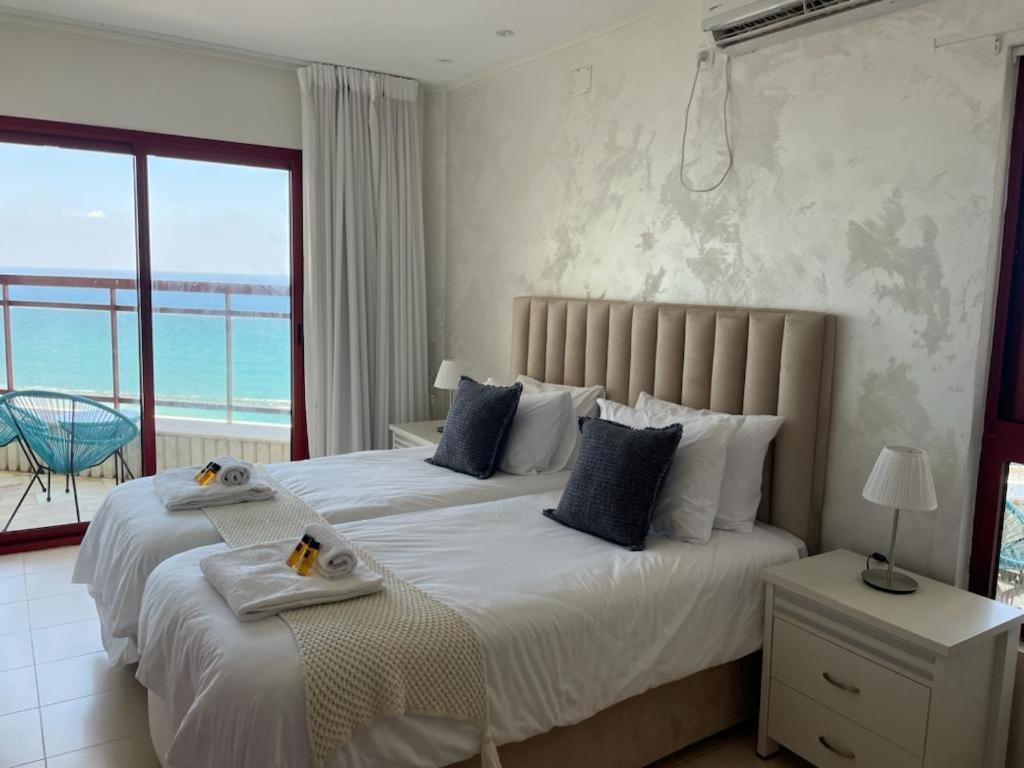 Sea-Front Apartment 内坦亚 外观 照片