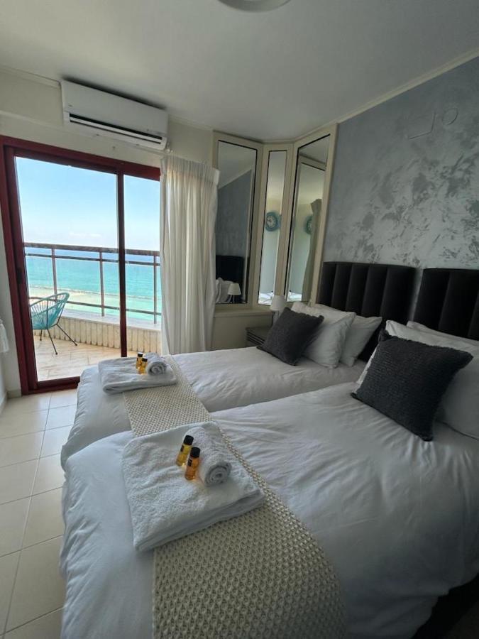 Sea-Front Apartment 内坦亚 外观 照片