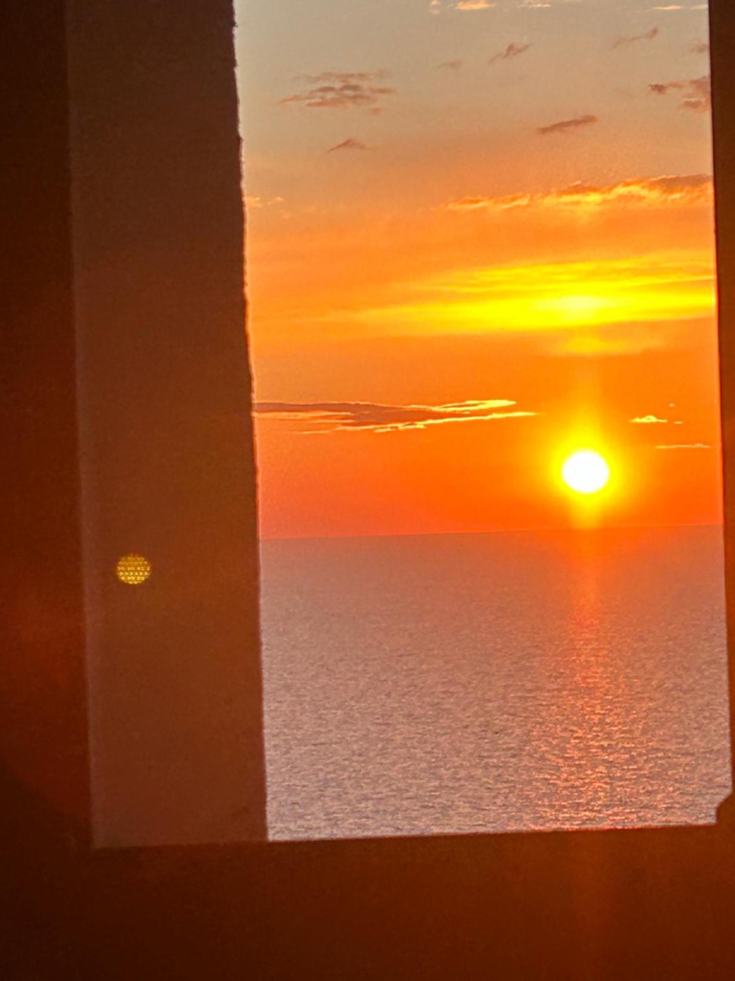 Sea-Front Apartment 内坦亚 外观 照片
